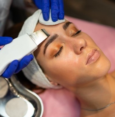 Peeling ultrasónico facial